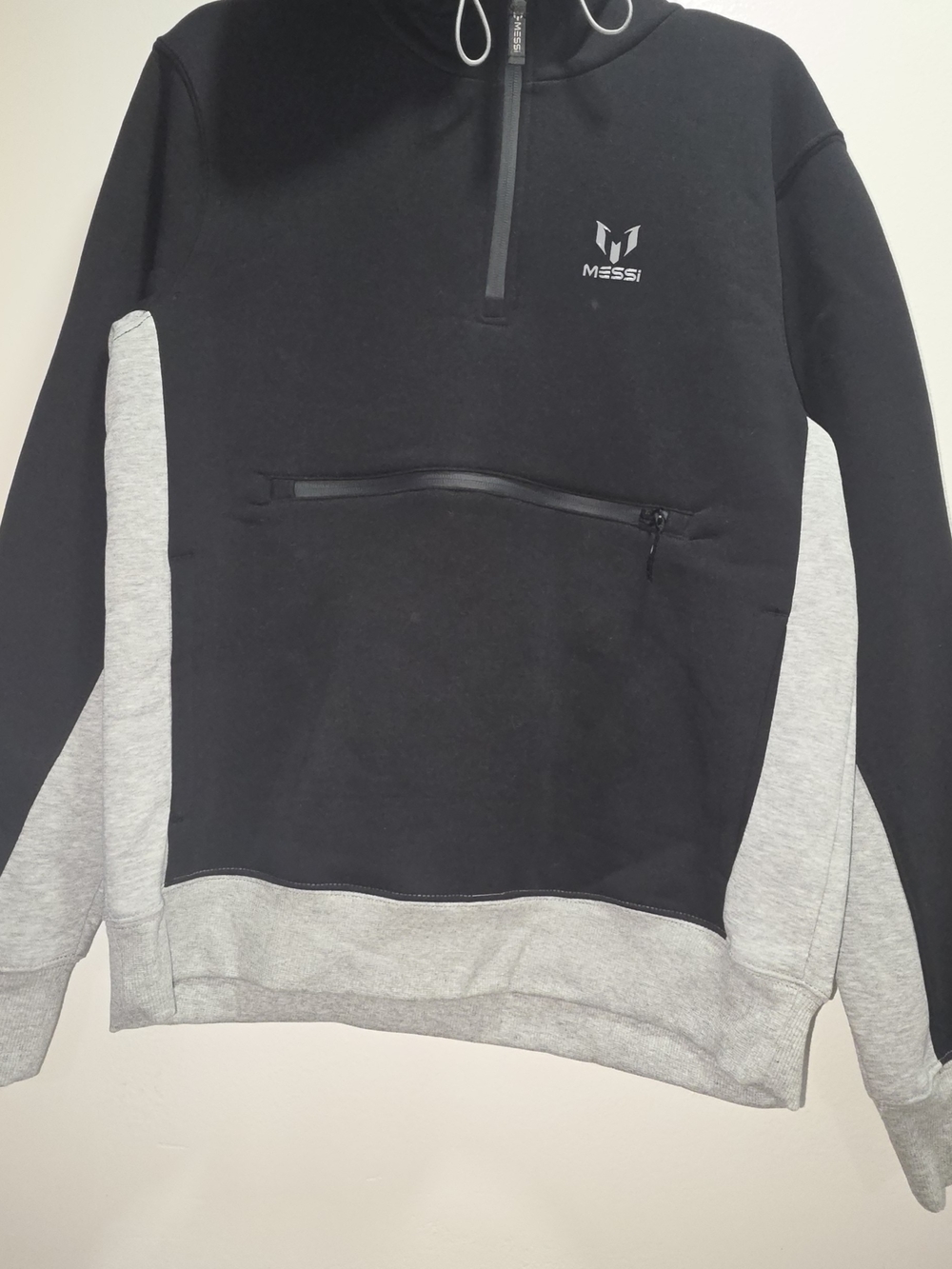 Messi Men’s Black & Light Gray Half-Zip Sweatshirt